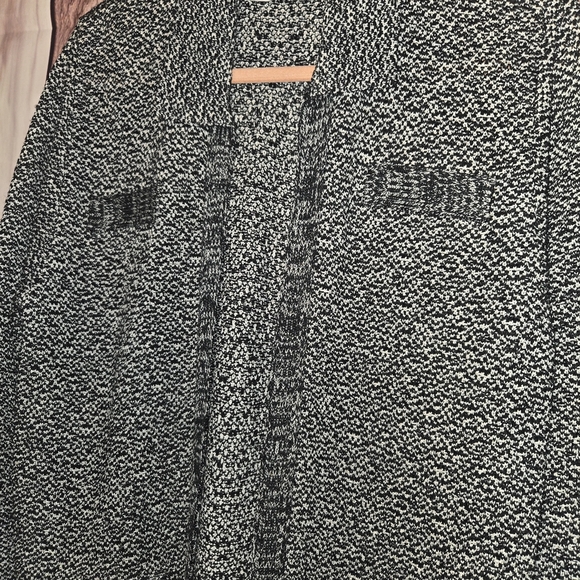 San Remo Black and White Collared Women's Cardigan Size Medium - Picture 3 of 8